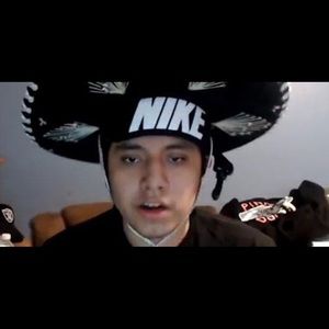 Meet your Posher, Aiden